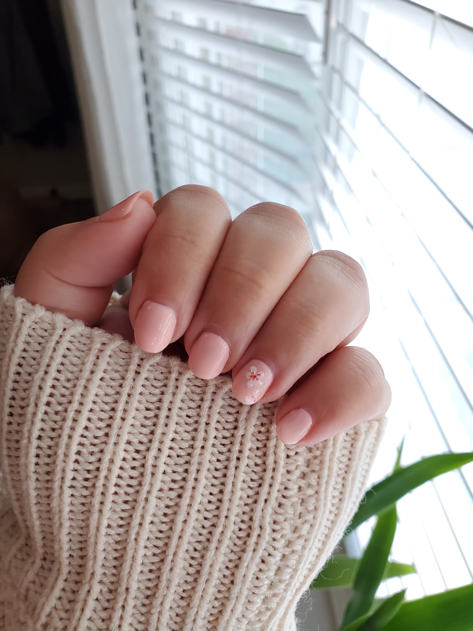 A Warp in Time Studio nail photo 4